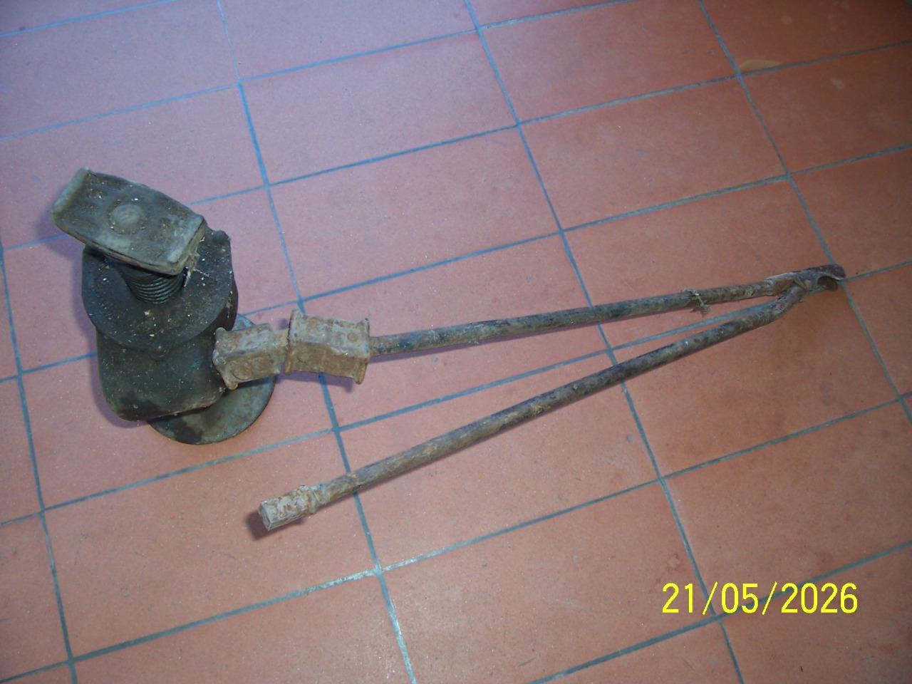 Cric bilstein LesAnciennes.com