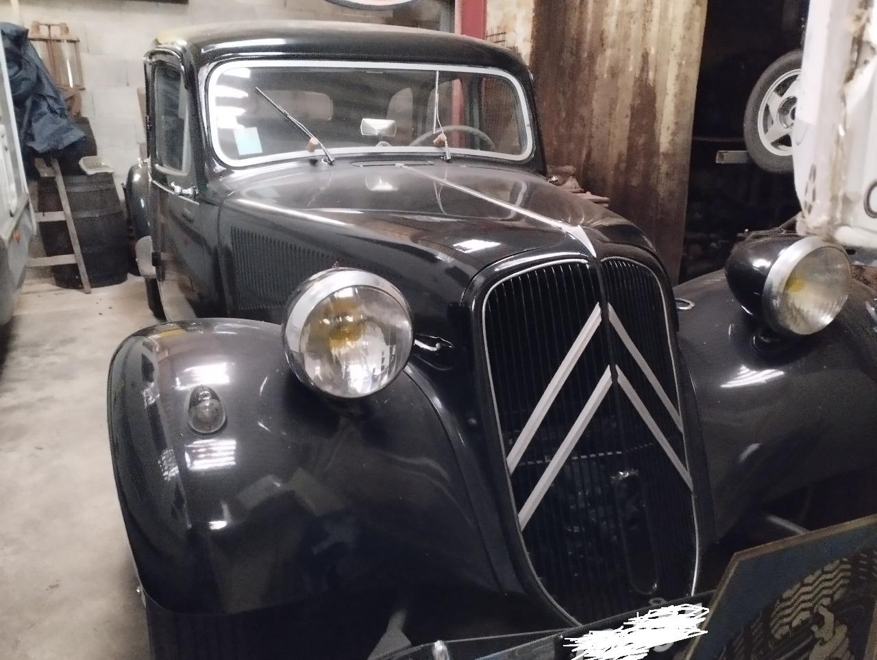 CITROEN Traction 11 C Commerciale - 1955 LesAnciennes.com