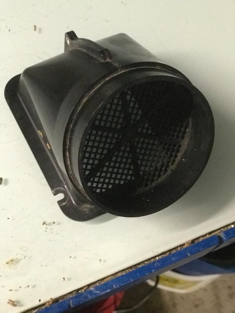 Lot de pièces RENAULT 10 (R10) LesAnciennes.com