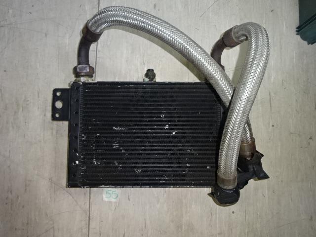 Radiateur d'huile pour Ferrari Mondial 3.2 QV LesAnciennes.com