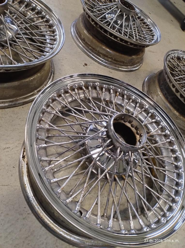 Pièces JAGUAR Type E Série 2 LesAnciennes.com