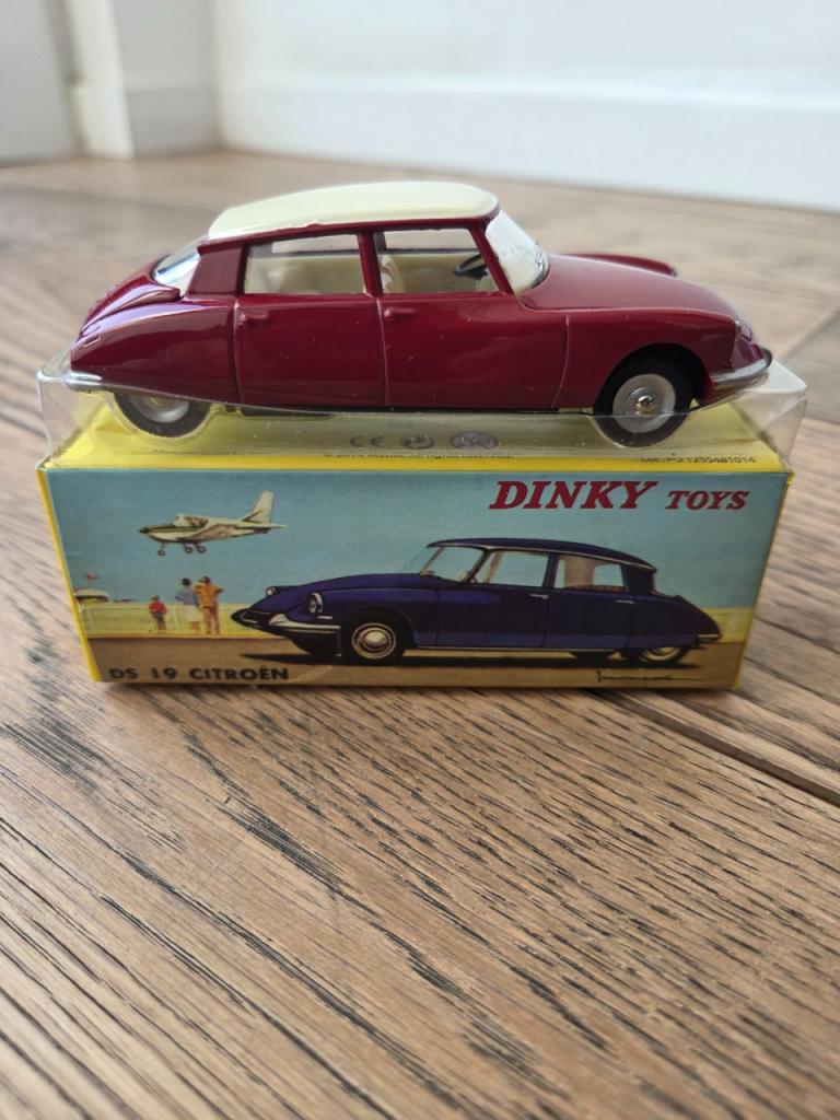 Miniatures Citroen DS LesAnciennes.com
