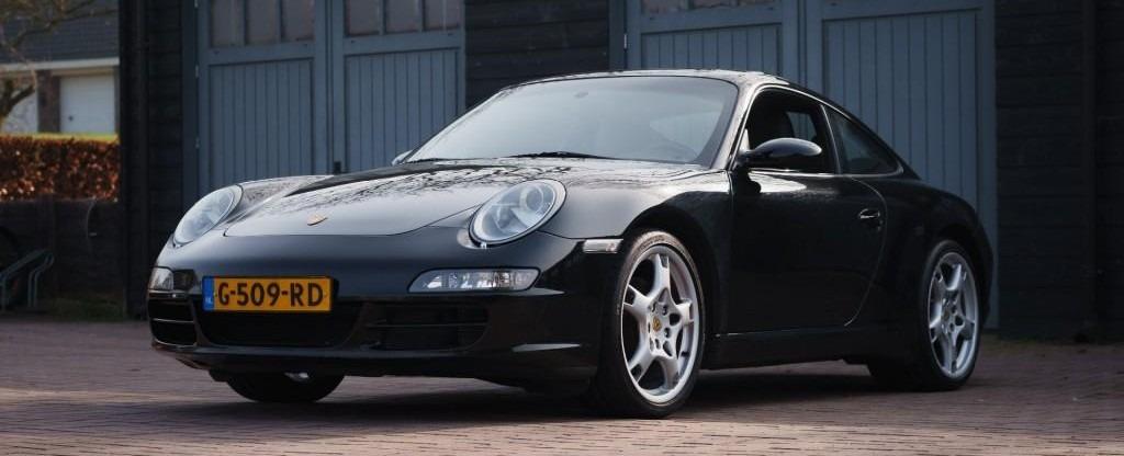 PORSCHE 911 997 Carrera - 2004 LesAnciennes.com