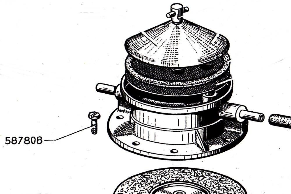 Vis 5 x 10 pour pompe d’essence SEV (587.808). LesAnciennes.com