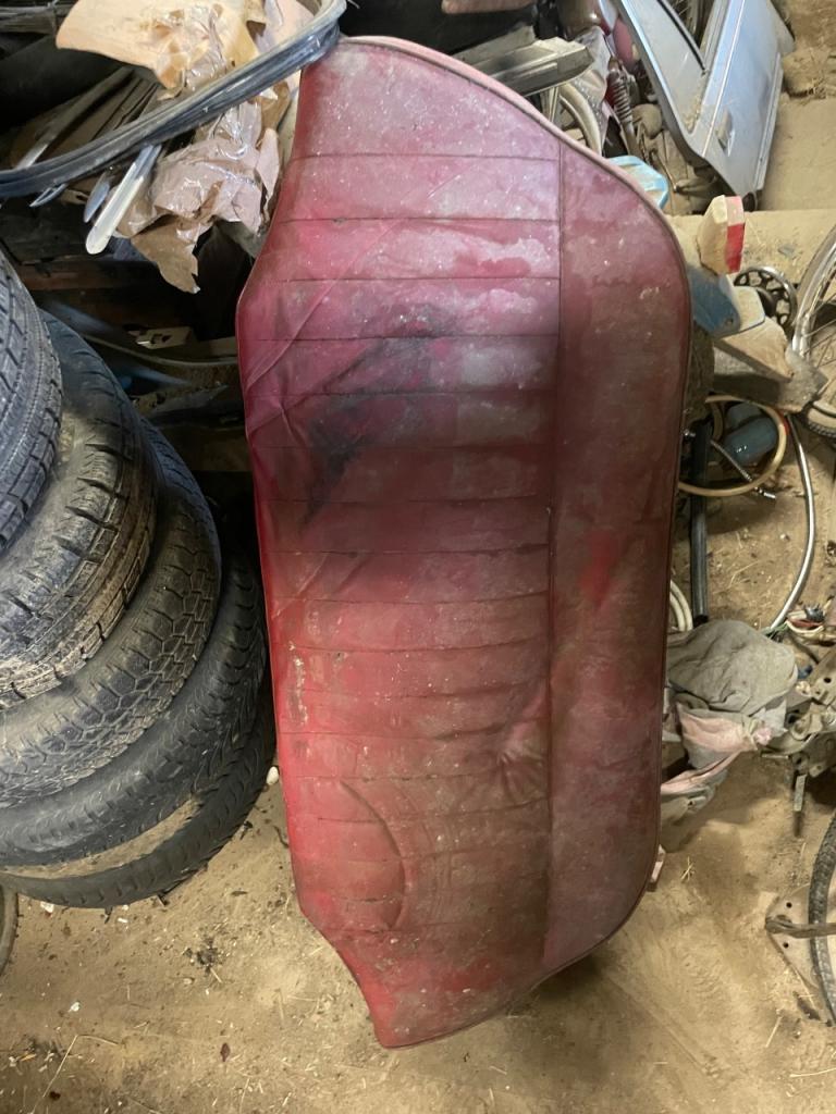 Siège RENAULT Dauphine LesAnciennes.com