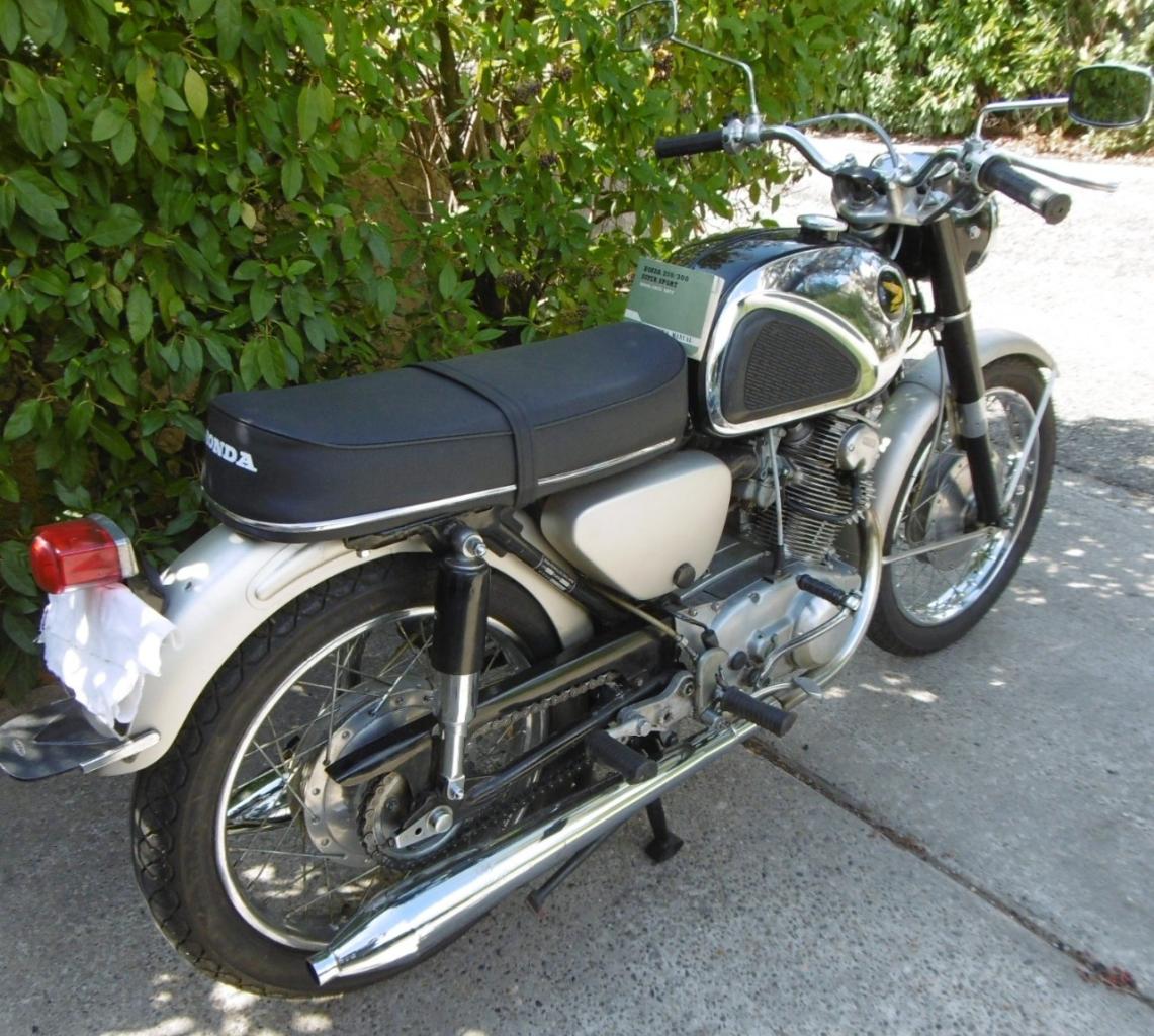 HONDA C77 CB 77 - 1965 LesAnciennes.com