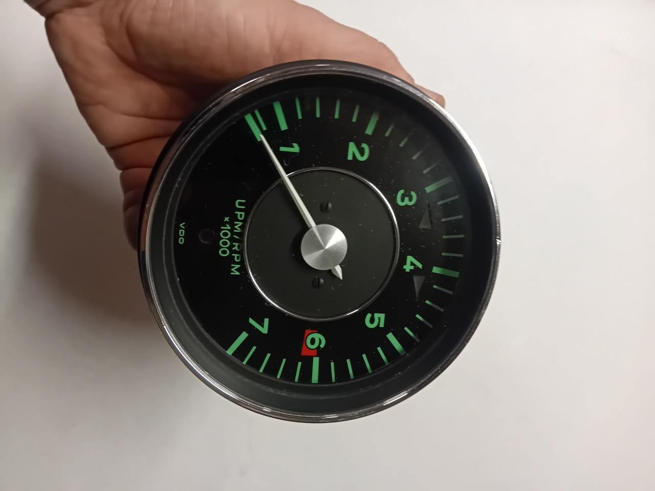 Compte-tours PORSCHE 912 LesAnciennes.com