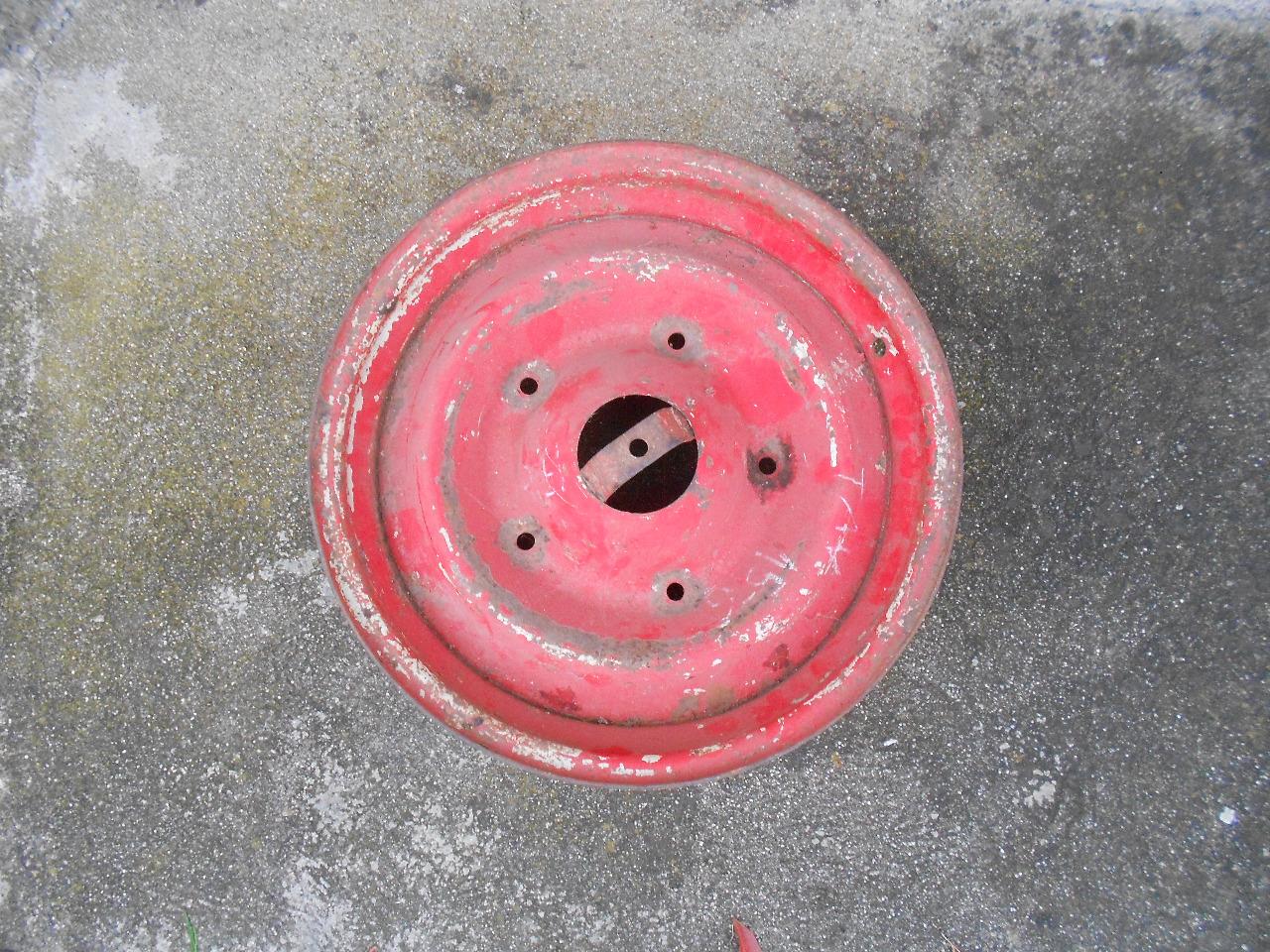 Jante CITROEN Traction 15/6 D LesAnciennes.com