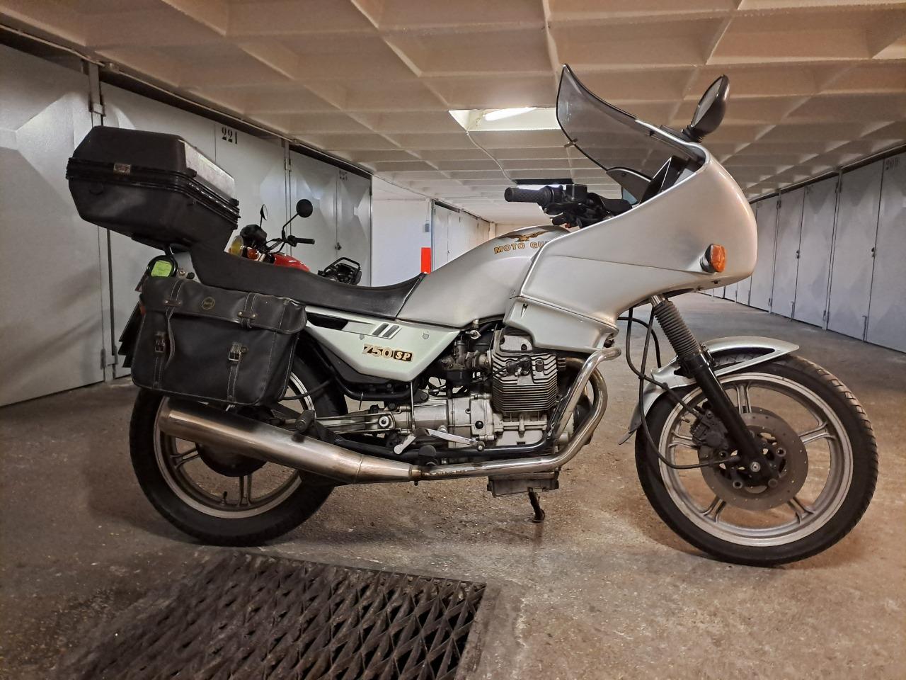 MOTO GUZZI 1000 SP 750SP - 1994 LesAnciennes.com