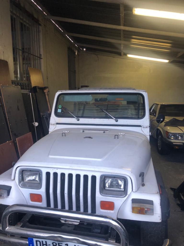 JEEP Wrangler 2,5 Litres essence - 1990 LesAnciennes.com