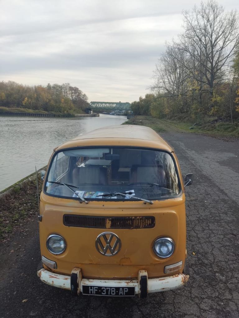 VOLKSWAGEN Combi Westfalia - 1972 LesAnciennes.com