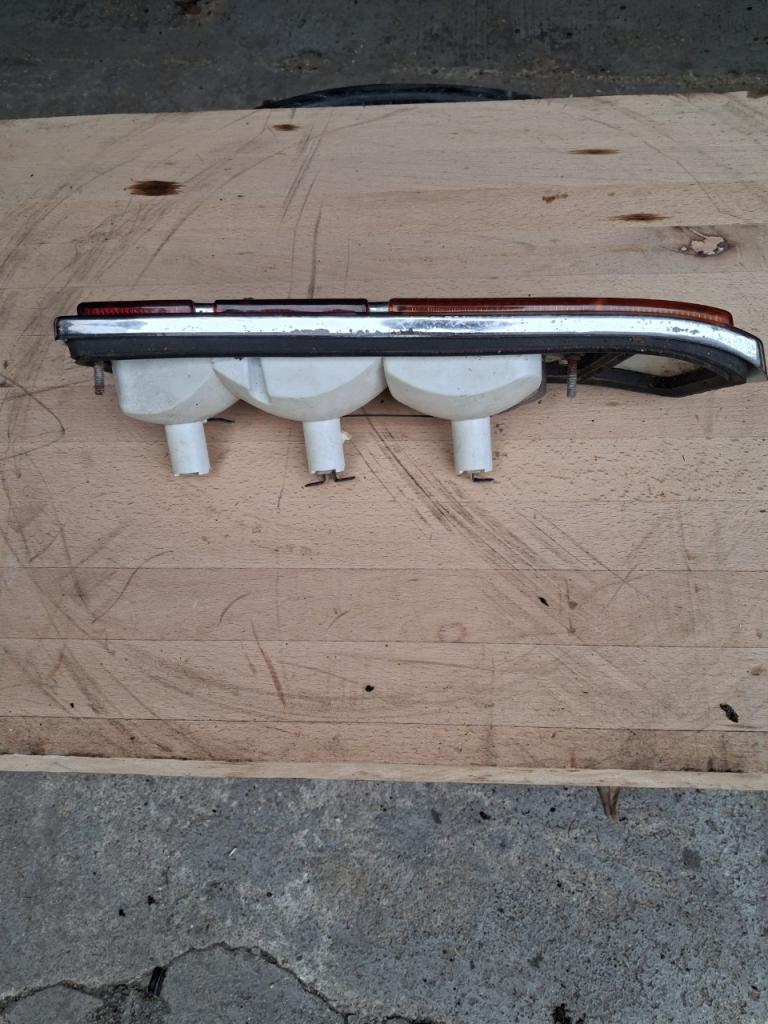 Feu RENAULT 16 (R16) LesAnciennes.com