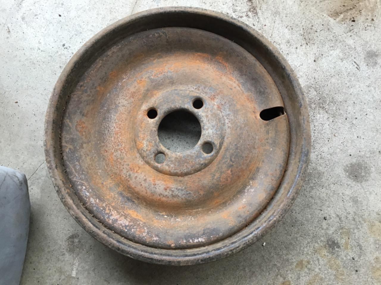 JANTE MICHELIN 14x45 CITROEN C4 B2 B12 B14. ? LesAnciennes.com