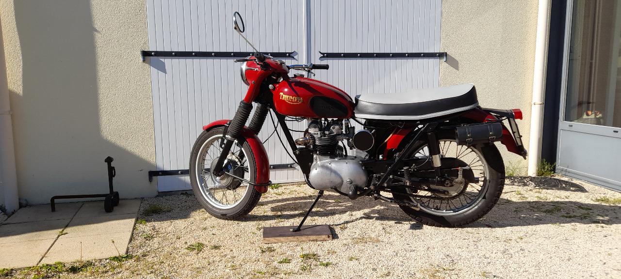TRIUMPH 350 TWIN 3TA - 1967 LesAnciennes.com
