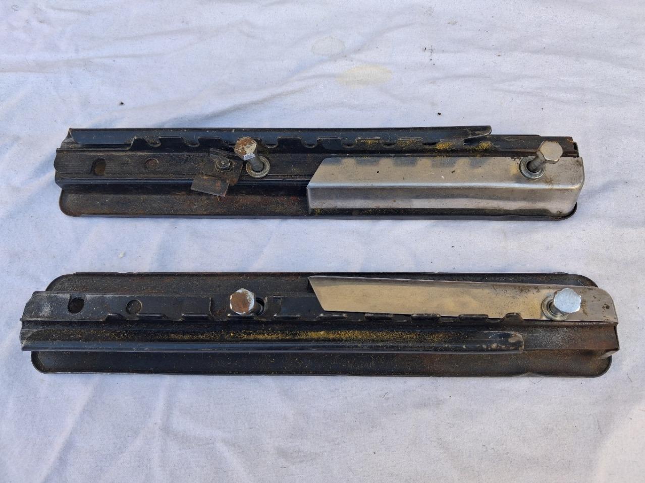 Glissieres de sieges CITROEN DS pallas LesAnciennes.com