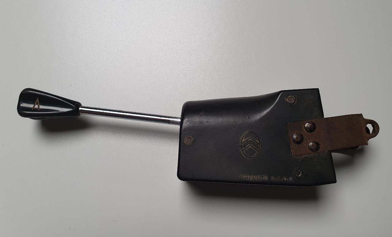 Commodo CITROEN 2CV, HY, Traction LesAnciennes.com