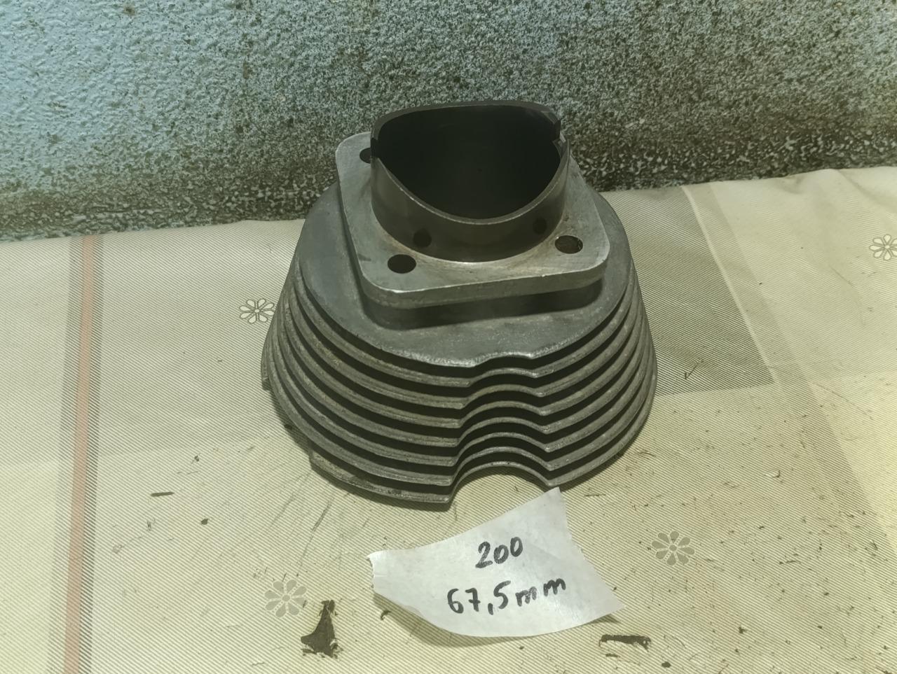 Cylindre Ducati 200 elite LesAnciennes.com