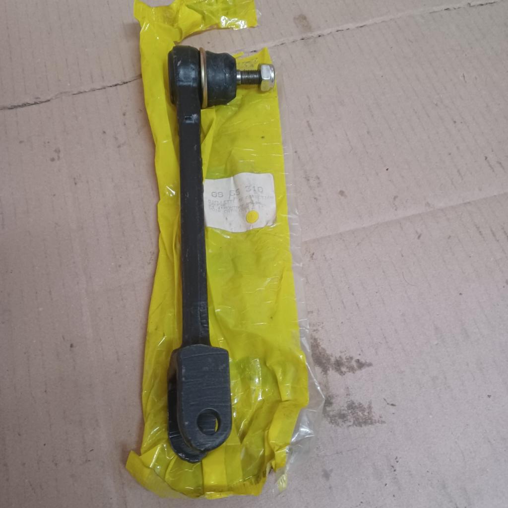 Biellette direction Gauche Renault R4 R5 R6 Jusqu LesAnciennes.com