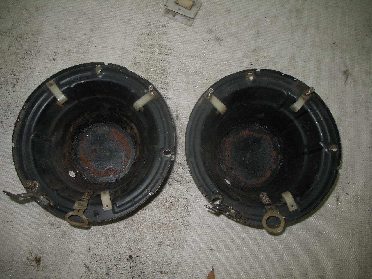 Cuvelages phares LesAnciennes.com