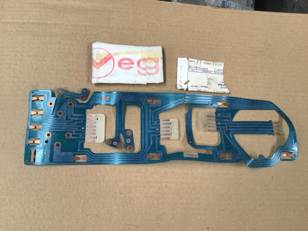 CIRCUIT IMPRIMÉ NEUF PEUGEOT LesAnciennes.com