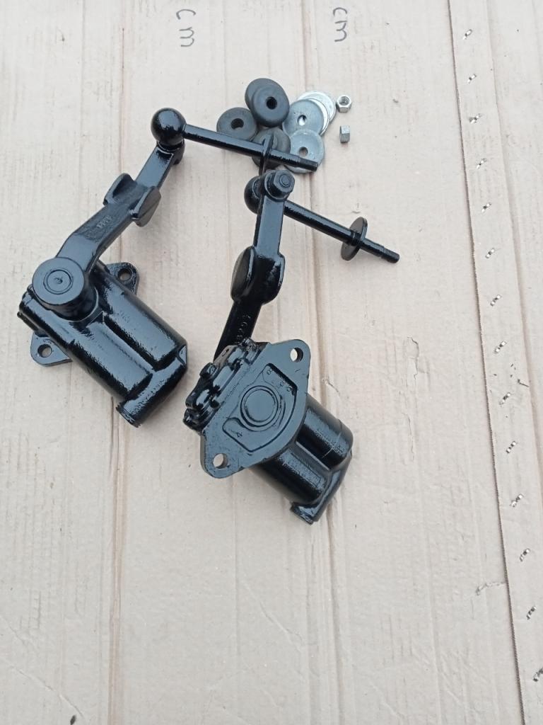 Amortisseurs TRIUMPH TR6 LesAnciennes.com