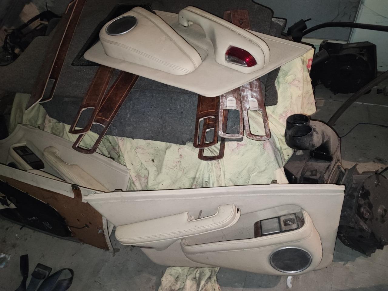 Pièces JAGUAR XJ40 LesAnciennes.com