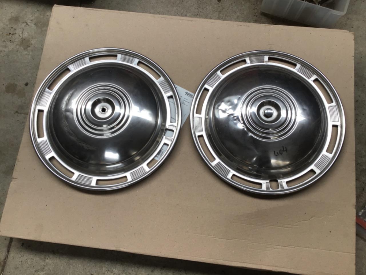 ENJOLIVEURS PEUGEOT 404 LesAnciennes.com