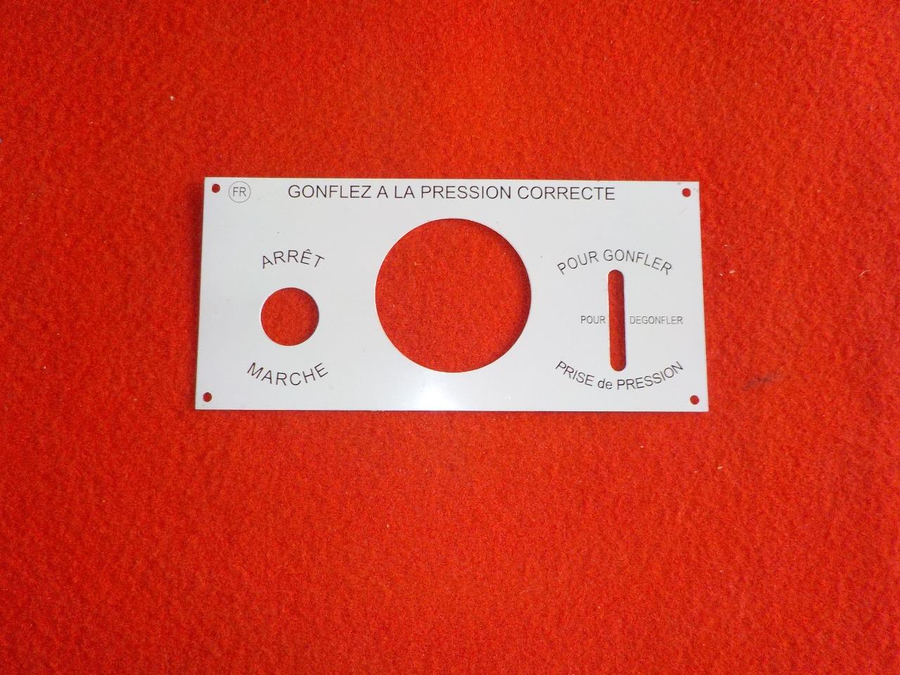 Plaque gros compresseur bibedum michelin LesAnciennes.com