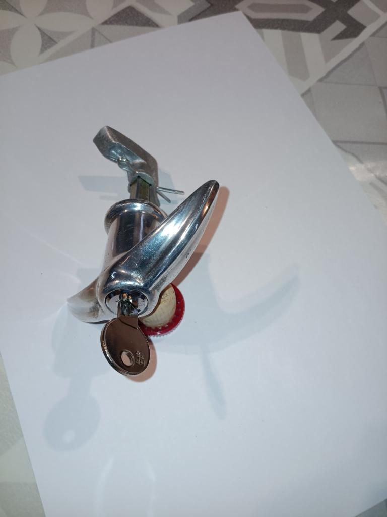 Poignée CITROEN 2CV AZ LesAnciennes.com