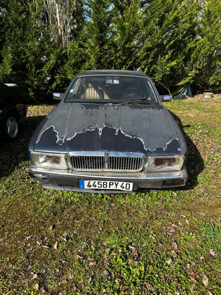 JAGUAR XJ40 4.0 - 1989 LesAnciennes.com