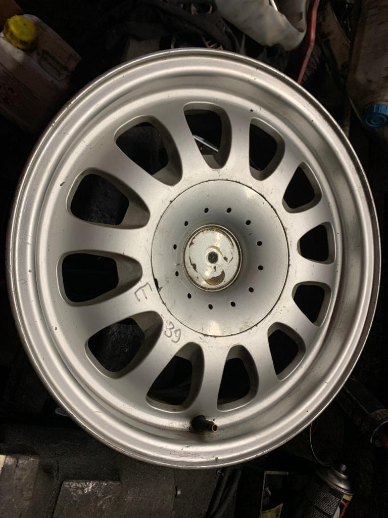 Jante alu. 7x15 ET 20 BMW E 39/34 LesAnciennes.com