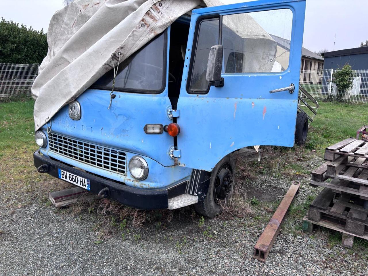 BEDFORD TK EJM860 - 1970 LesAnciennes.com