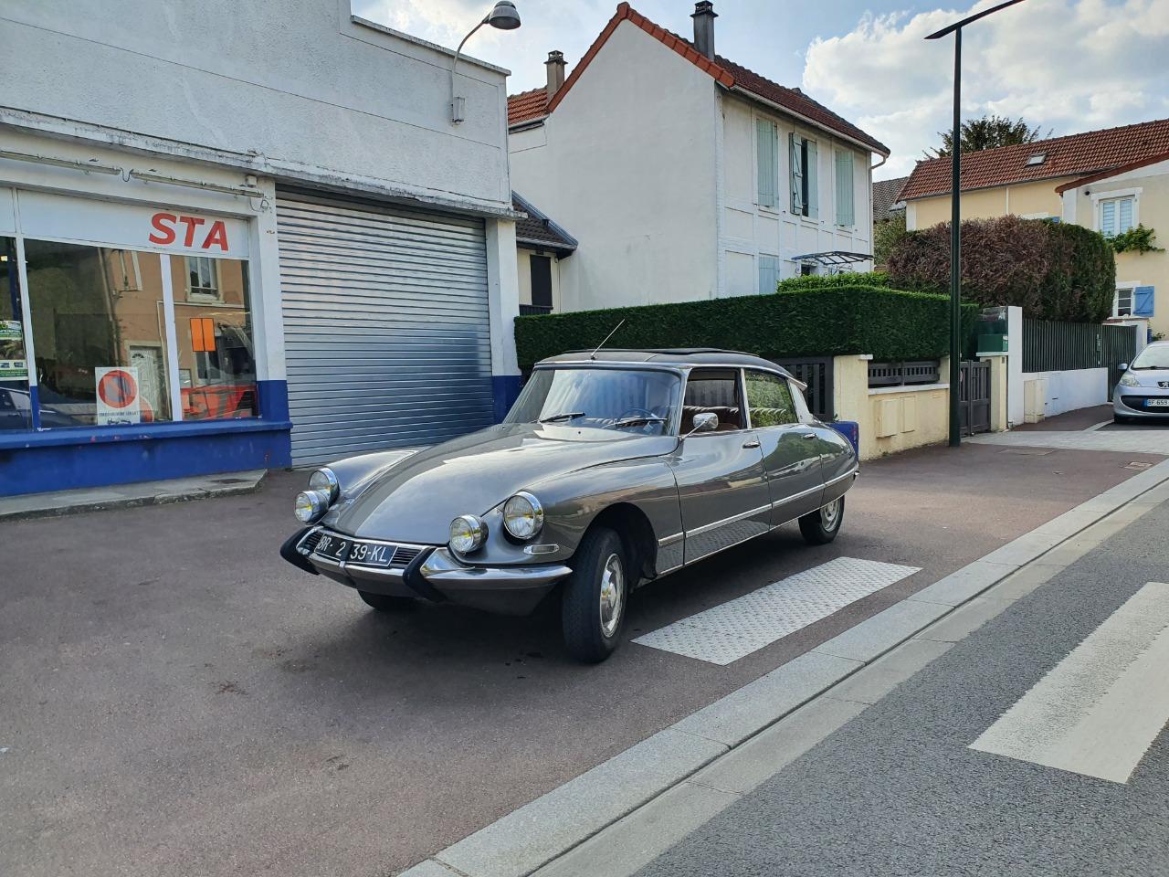 CITROEN DS DS 21 PALLAS - 1967 LesAnciennes.com