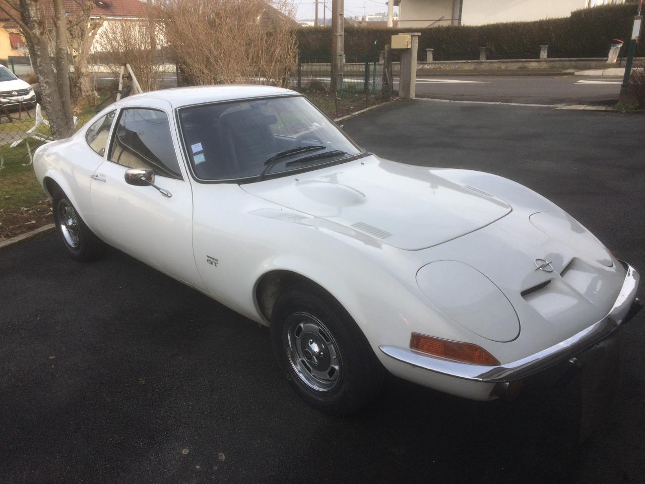 OPEL GT GT 1900 - 1969 LesAnciennes.com