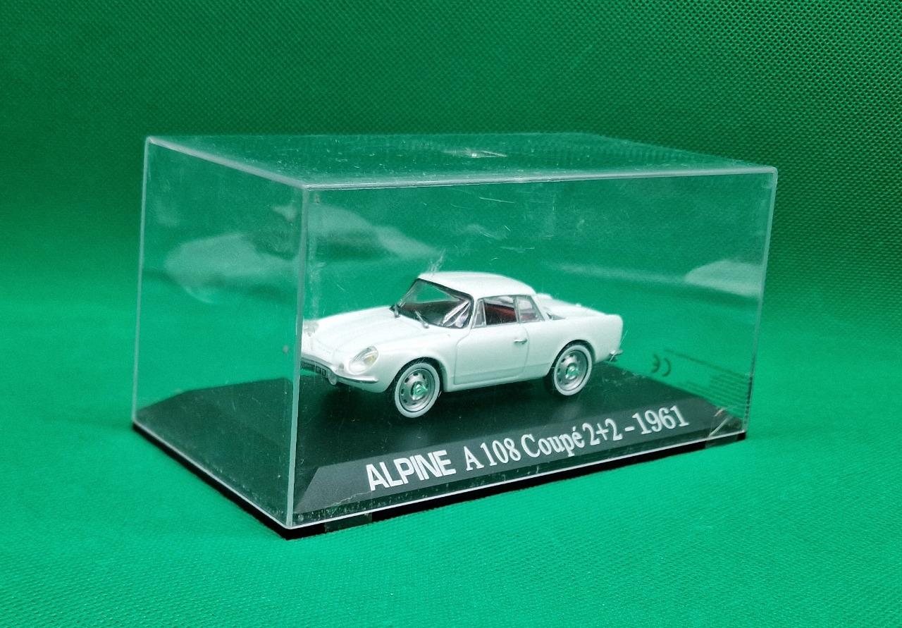 Alpine A108 coupé 2+2 - 1961 LesAnciennes.com