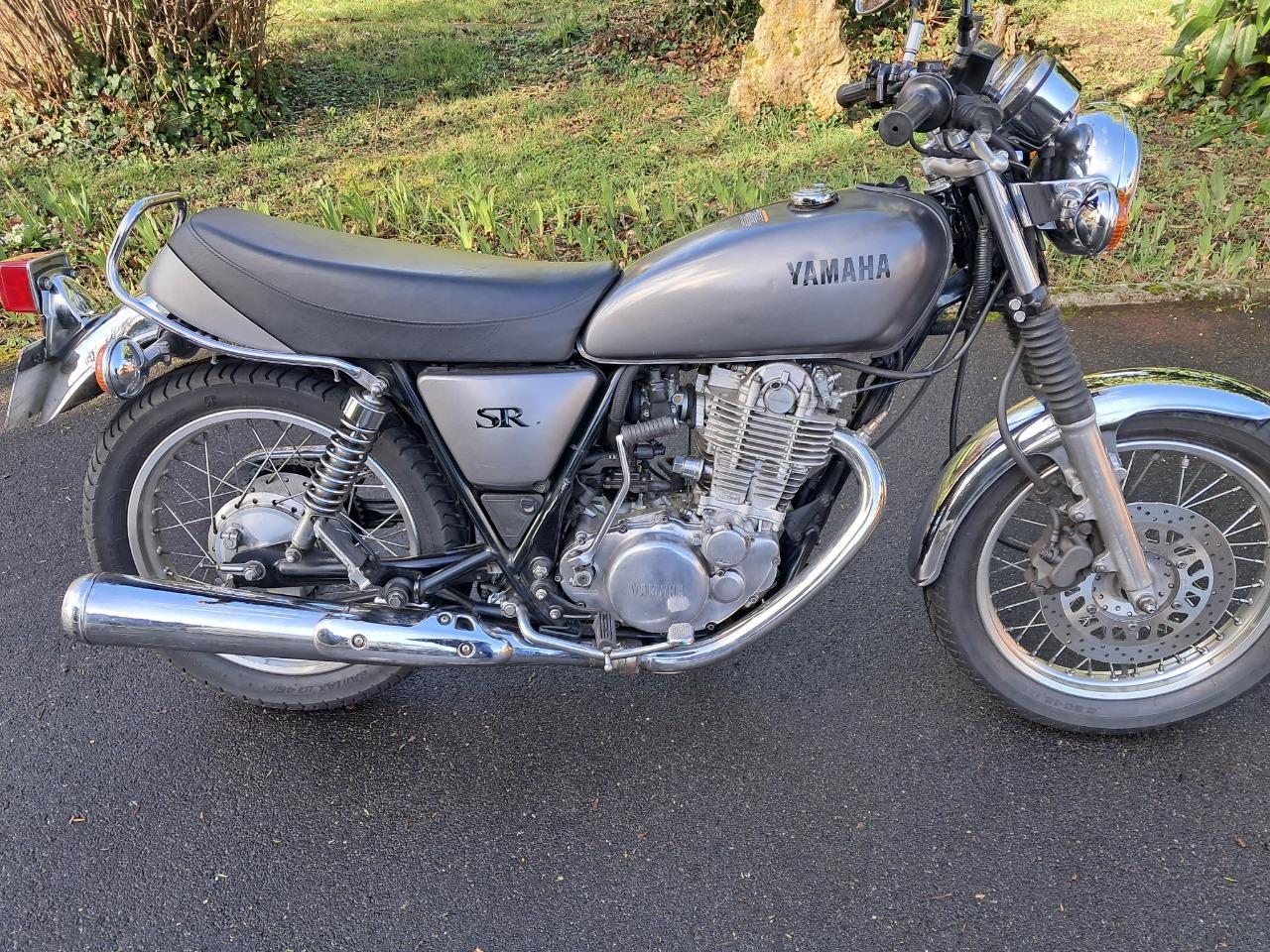 YAMAHA SR 400 LesAnciennes.com
