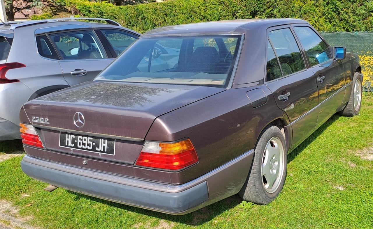 MERCEDES 230 E W 124 - 1991 LesAnciennes.com
