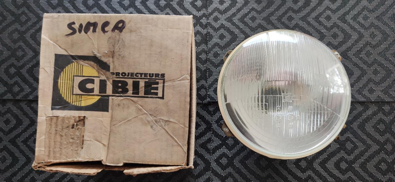 Phare CIBIE H4 PEUGEOT 404 LesAnciennes.com