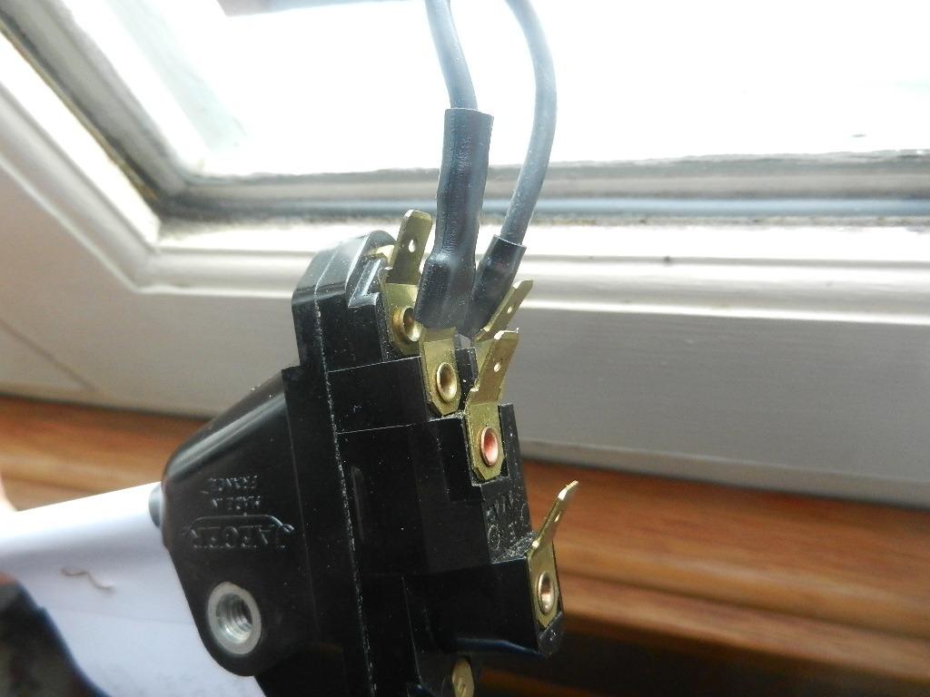 Commodo phare/code Peugeot 404/504 LesAnciennes.com