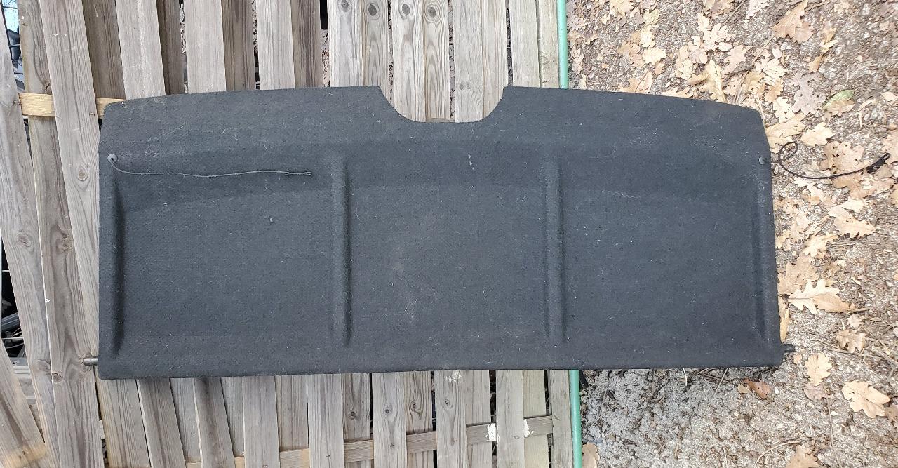 Plage arrière PEUGEOT 106 en très bon état LesAnciennes.com