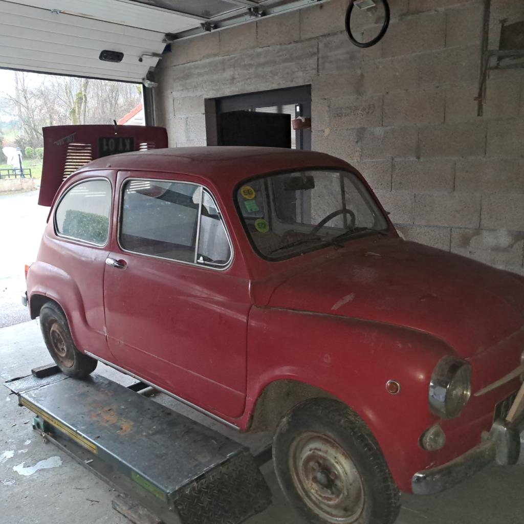 FIAT 600 FIAT 600 - 1967 LesAnciennes.com