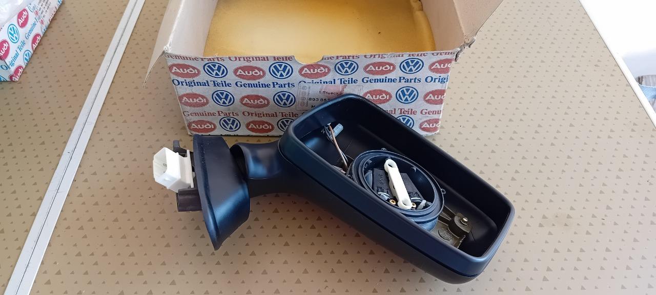 Rétroviseur électrique Droit Audi 80 LesAnciennes.com