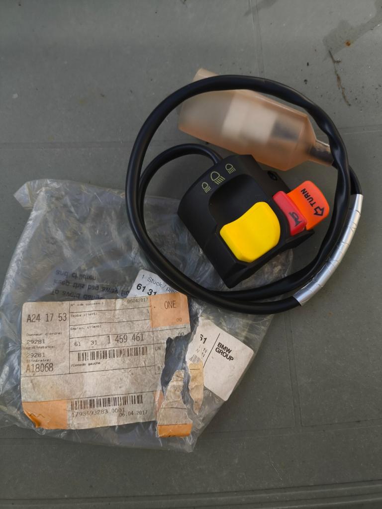 Commodo gauche Neuf BMW K75 K100 LesAnciennes.com