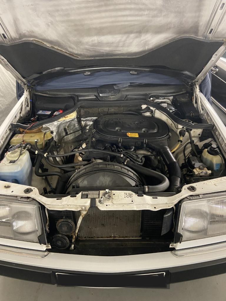 MERCEDES 200 T S124 - 1992 LesAnciennes.com