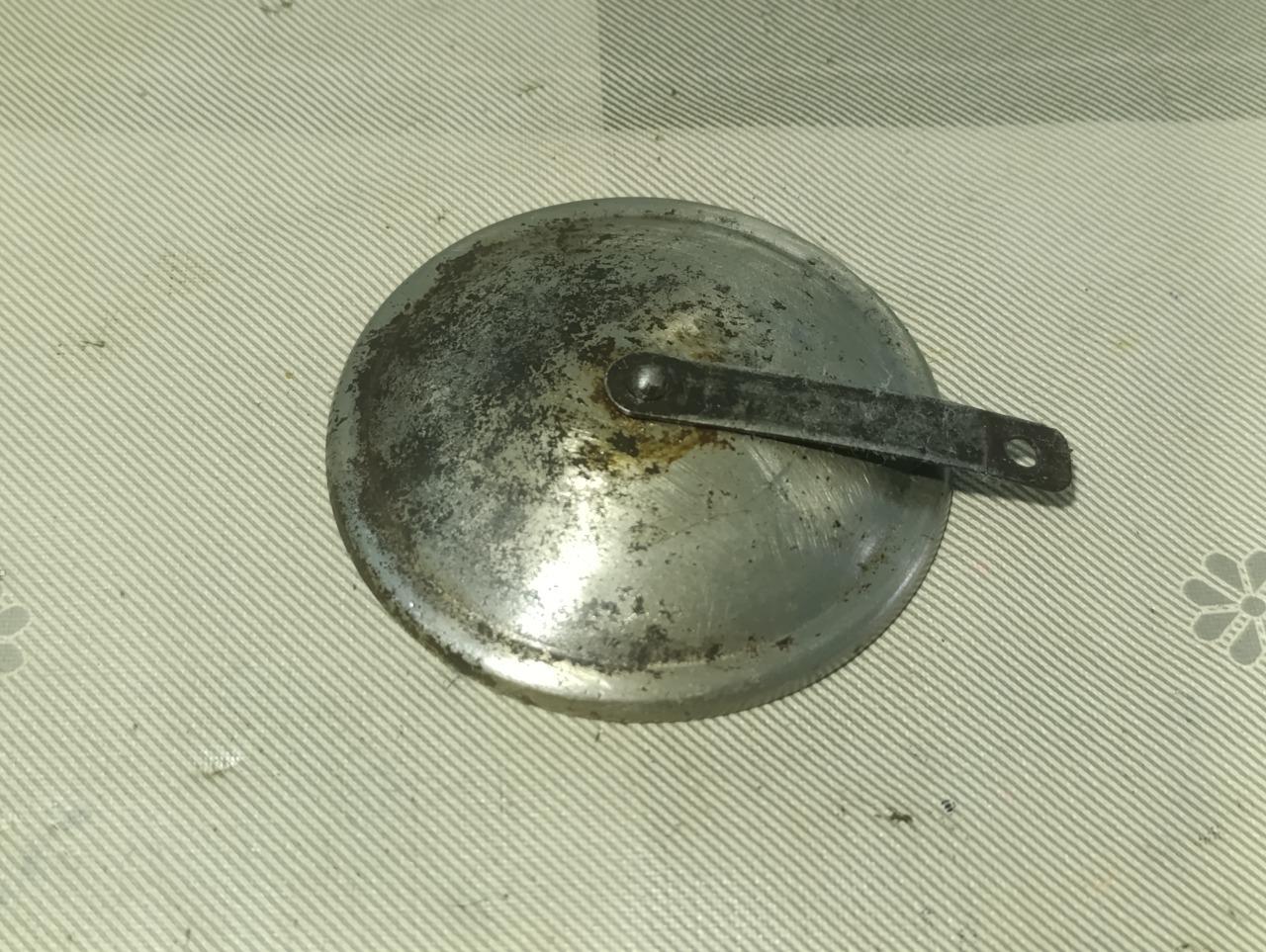 Couvercle platinées Ducati 125, 160 175 200 250 LesAnciennes.com