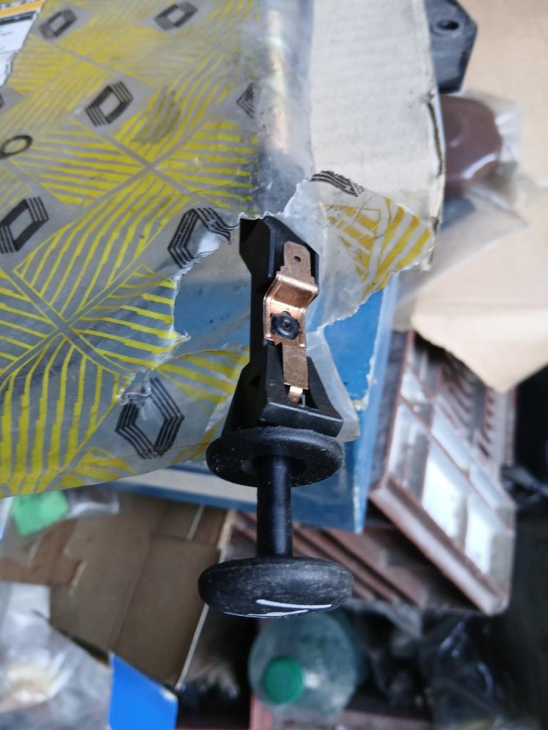 Câble RENAULT Fuego LesAnciennes.com