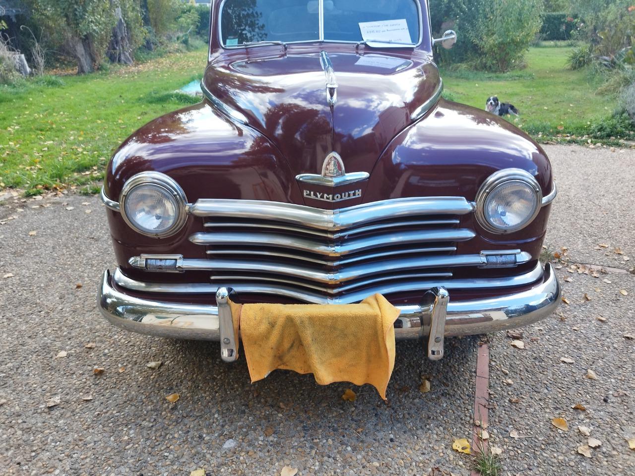 PLYMOUTH Super de Luxe P15C - 1947 LesAnciennes.com