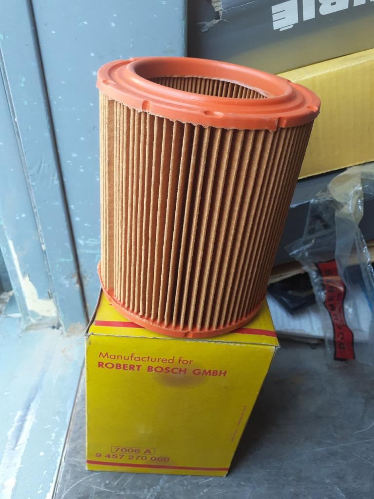 Filtre à air PEUGEOT 404 LesAnciennes.com