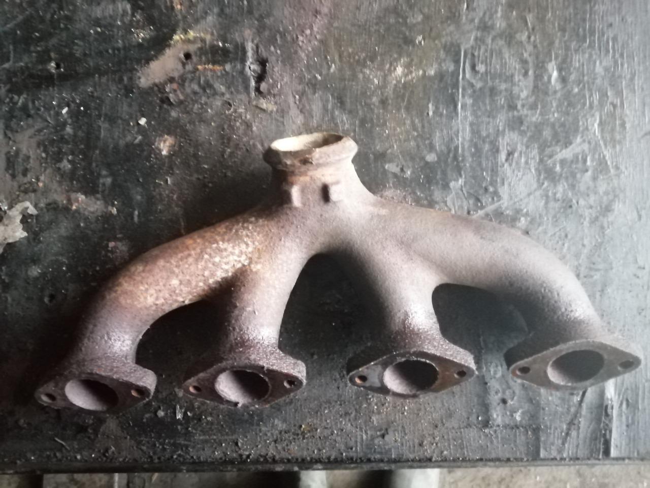 Pipe échappement CITROEN HY H72 LesAnciennes.com