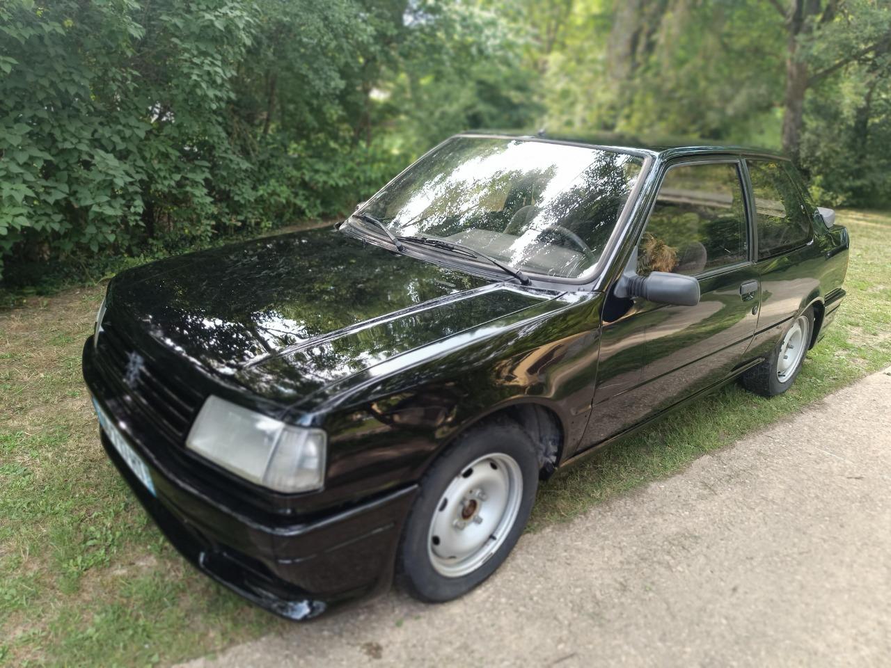 PEUGEOT 309 coupe - 1987 LesAnciennes.com